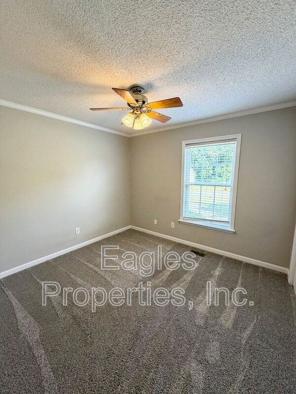 513 Twin Creeks Dr - Photo 2 of 10