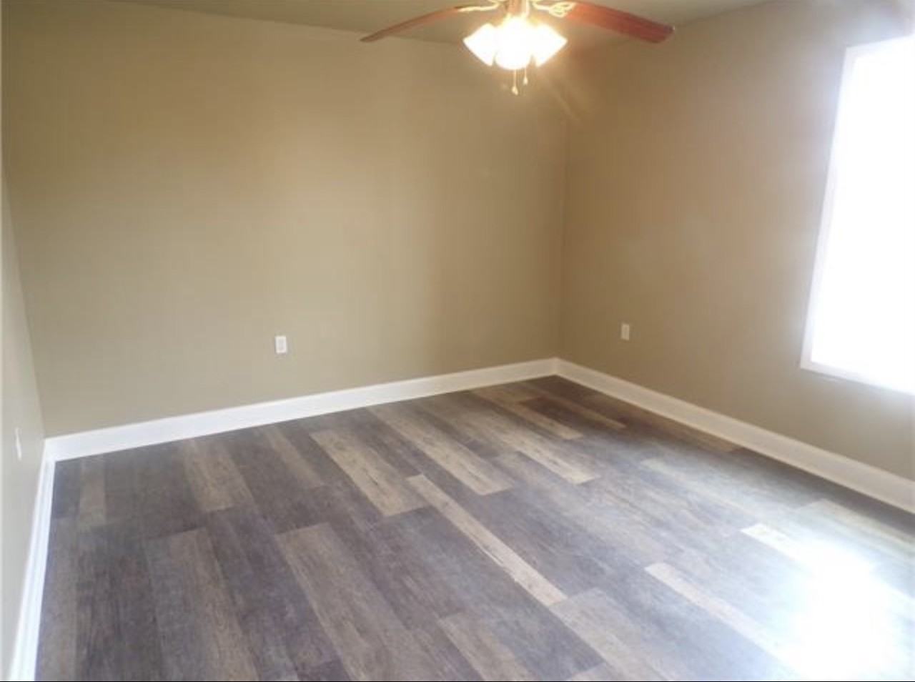 3201 N Galvez St #2A - Photo 3 of 6
