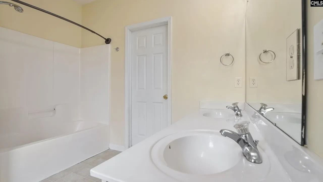 517 Logan Rd #0 - Photo 6 of 9