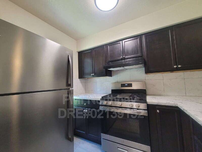 1206 Dana Dr #2 - Photo 5 of 16