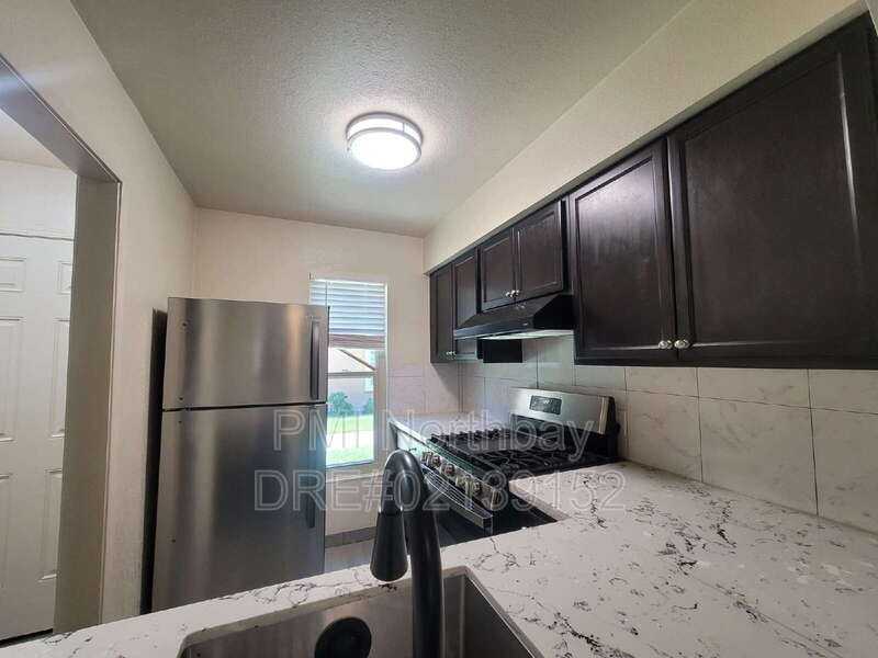 1206 Dana Dr #2 - Photo 6 of 16