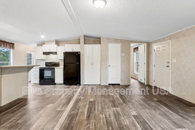 3530 Suggs Rd - Photo 6 of 17