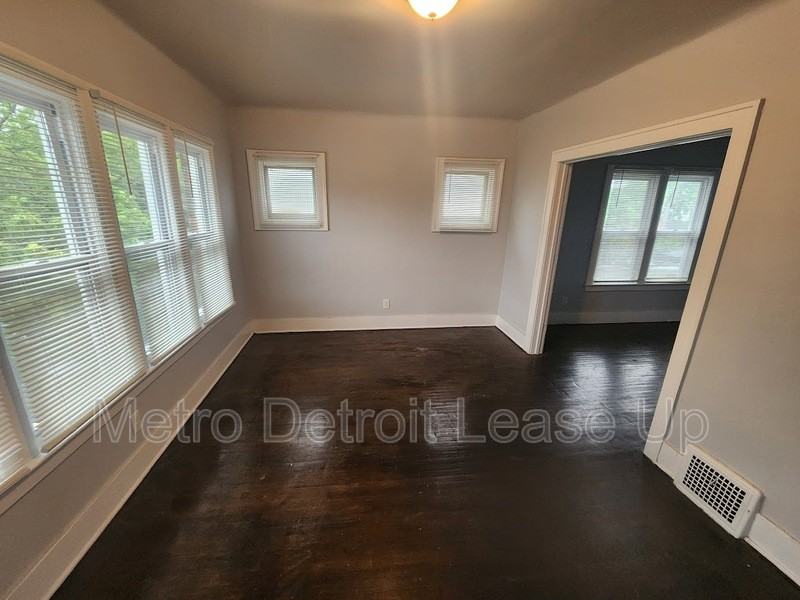 5527 Nottingham Rd - Photo 7 of 7