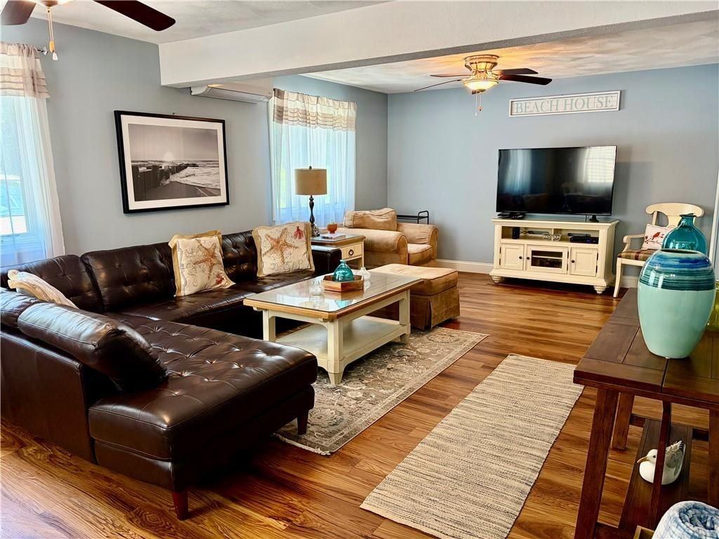 15 Deangelis St - Photo 3 of 13