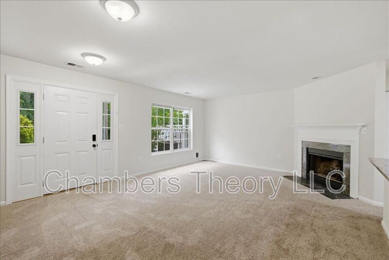 12181 Old Salem Ct - Photo 4 of 32