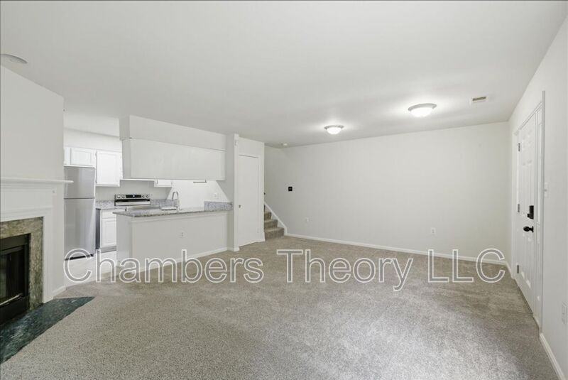 12181 Old Salem Ct - Photo 6 of 32