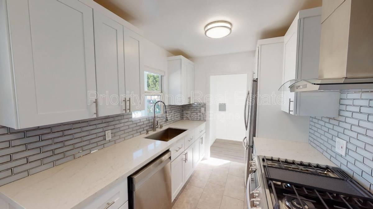 176 I St - Photo 2 of 10