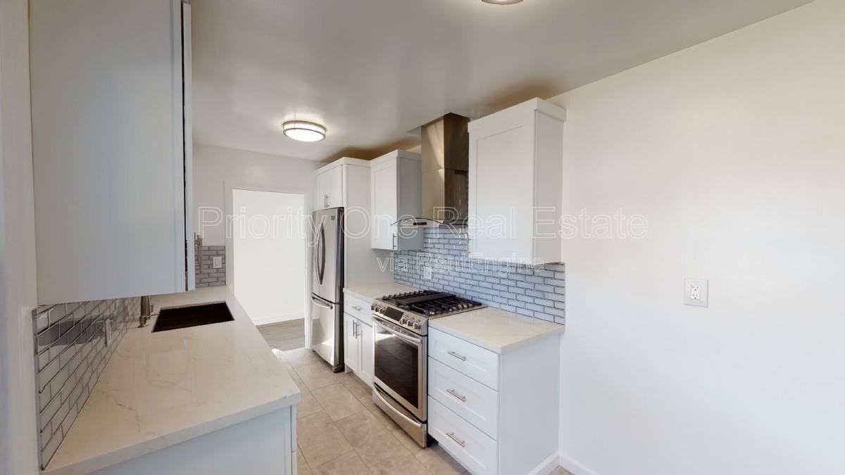 176 I St - Photo 3 of 10