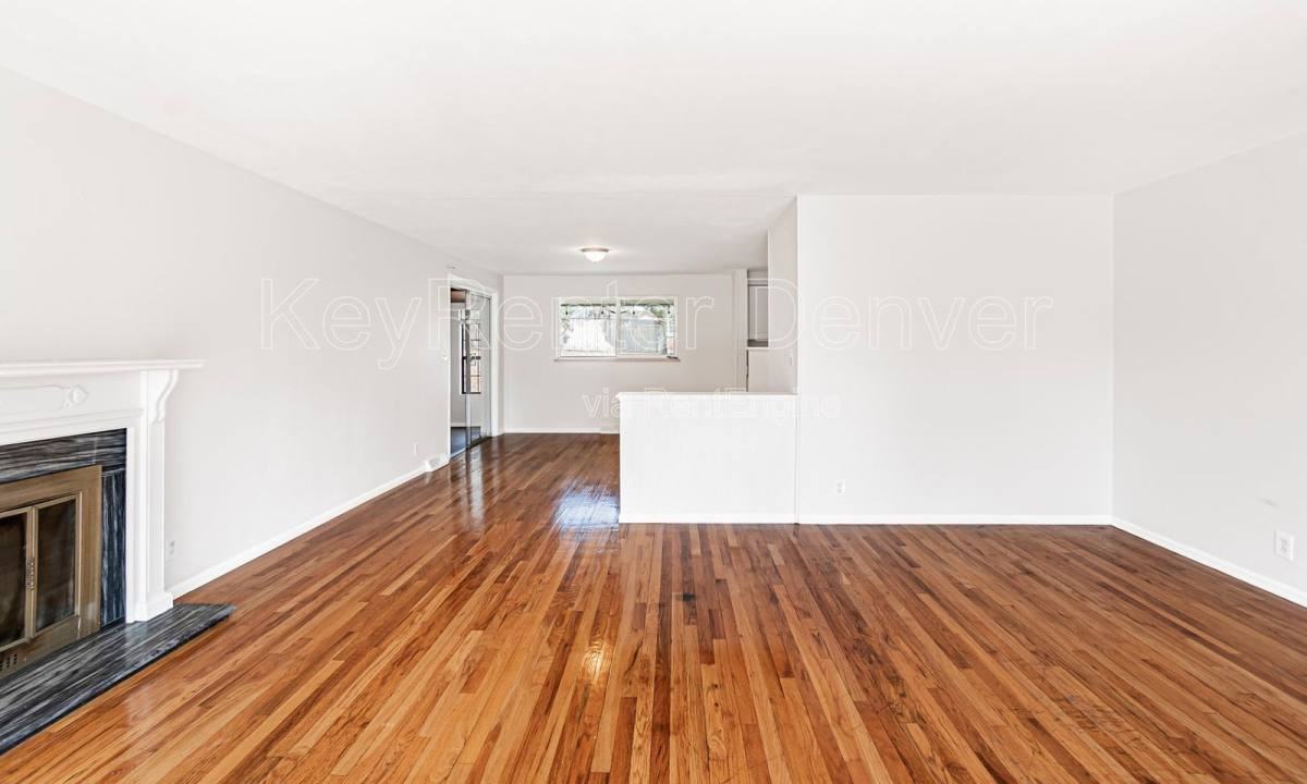 5265 W Ontario Ave - Photo 3 of 10