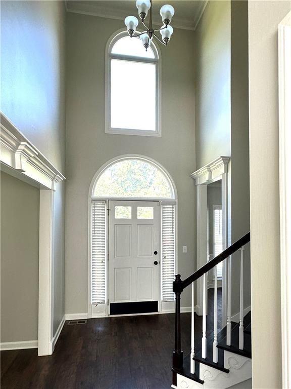 2020 Bentwood Ct - Photo 7 of 37