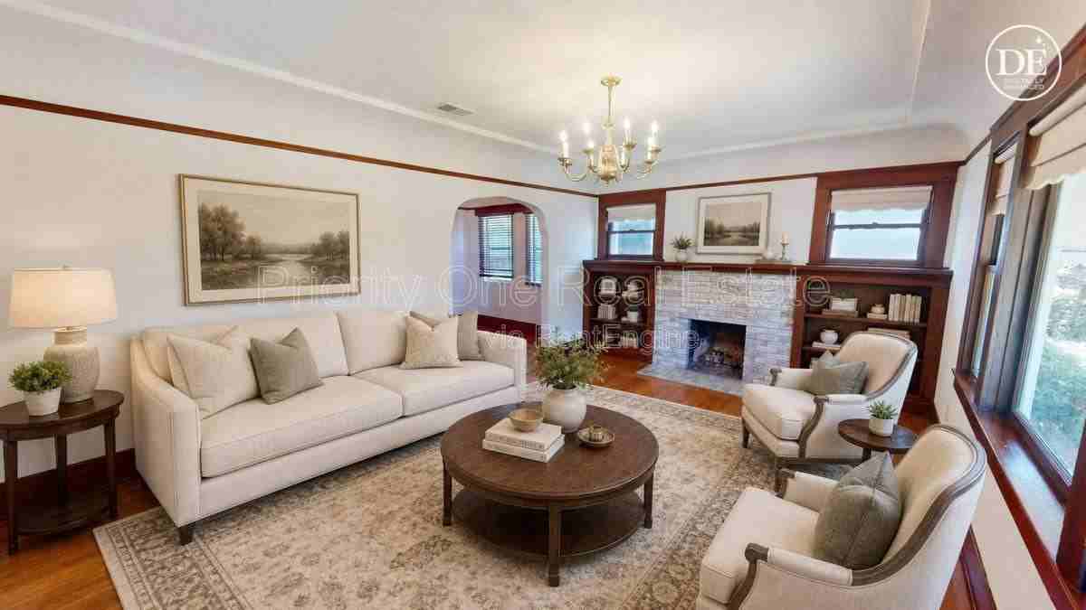3339 33rd St - Photo 2 of 10
