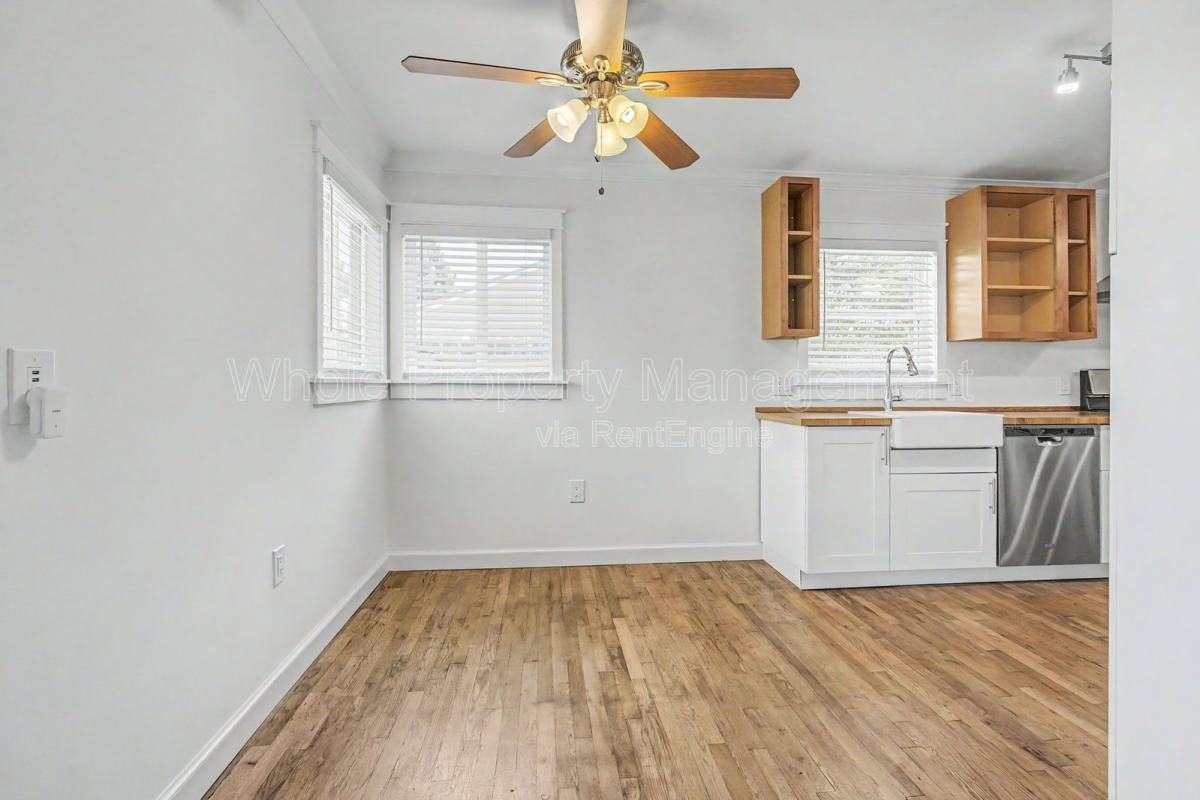805 S Tejon St - Photo 4 of 10