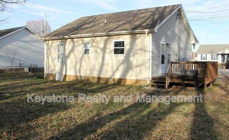 1909 Timberline Cir - Photo 3 of 11