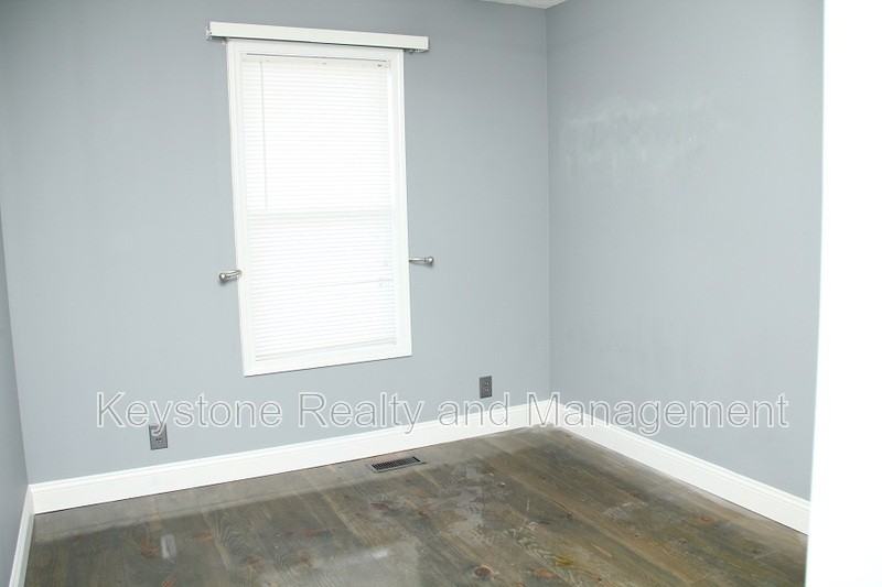 1909 Timberline Cir - Photo 7 of 11