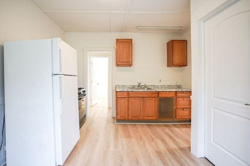5 Newman St #3 - Photo 2 of 17