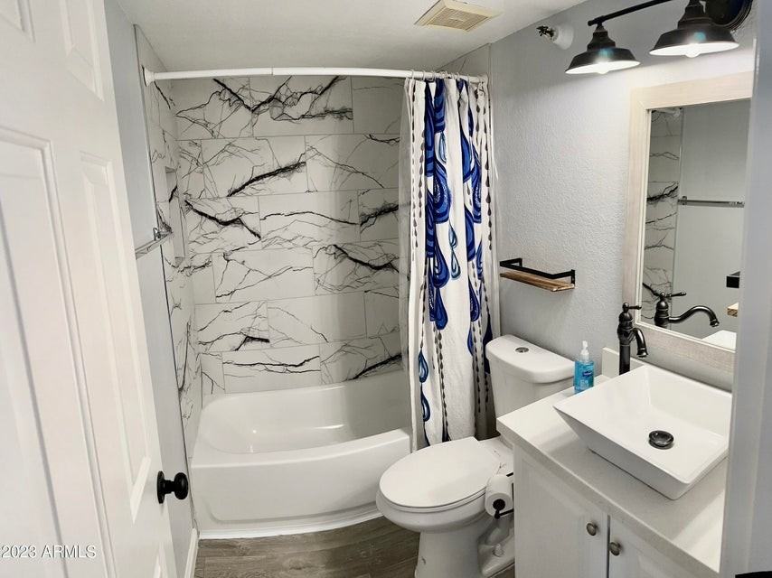 8020 E Thomas Rd #113 - Photo 6 of 7