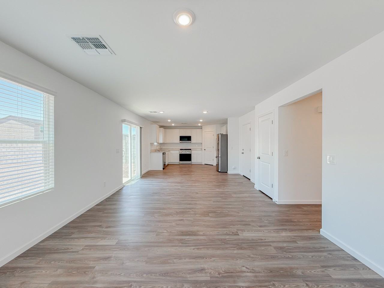 239 W Sonoran Vista Cir - Photo 5 of 34