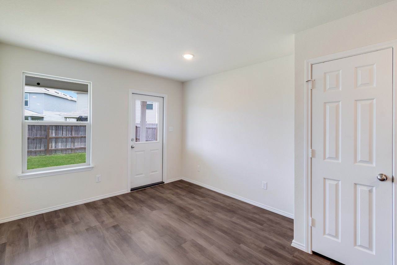 526 Wild Olive Way - Photo 4 of 10