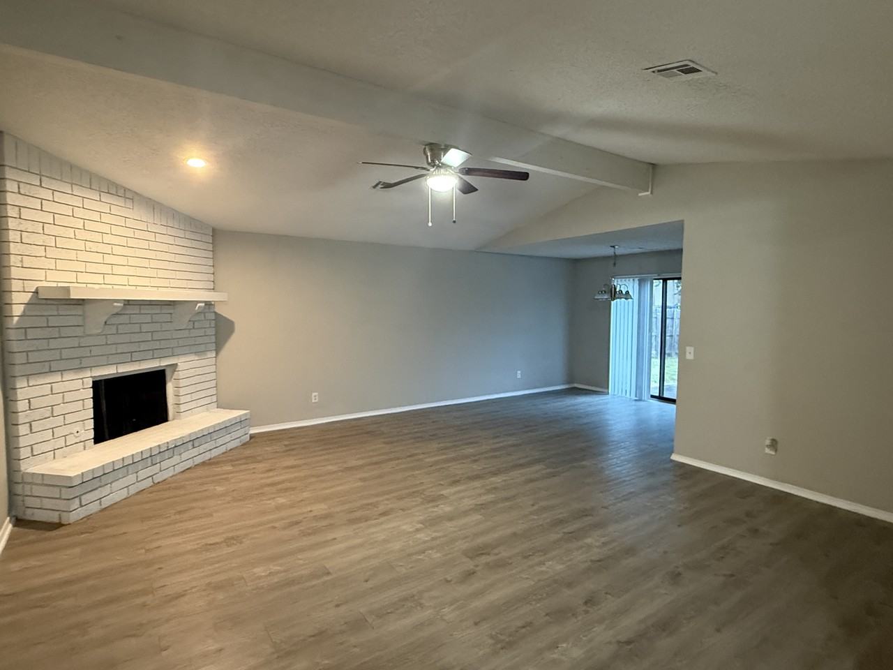 1110 W Birmingham Pl - Photo 3 of 17