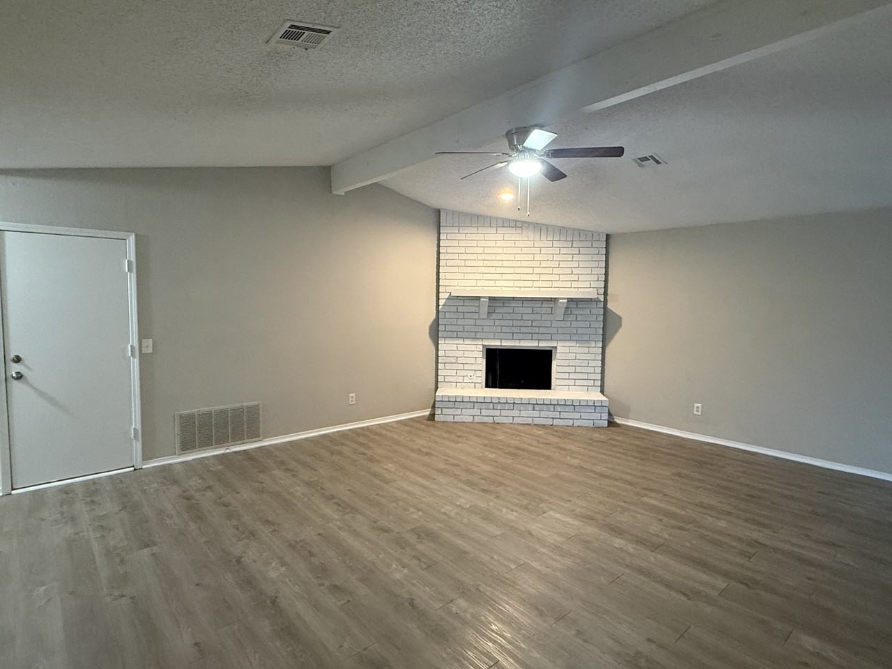 1110 W Birmingham Pl - Photo 5 of 17
