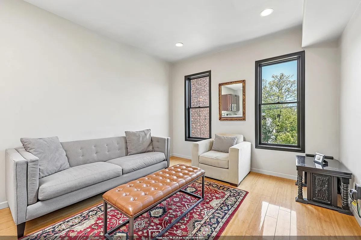 209 Webster Ave #3R - Photo 2 of 14