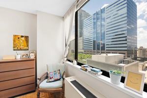 featured image of 45 River Dr S #808