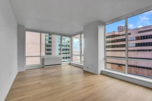 635 W 42nd St - Photo 1 of 1