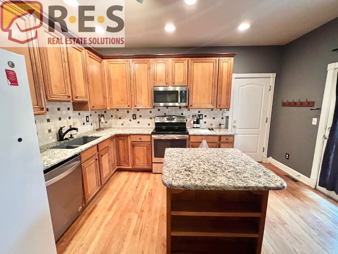 2695 S University Blvd - Photo 2 of 16