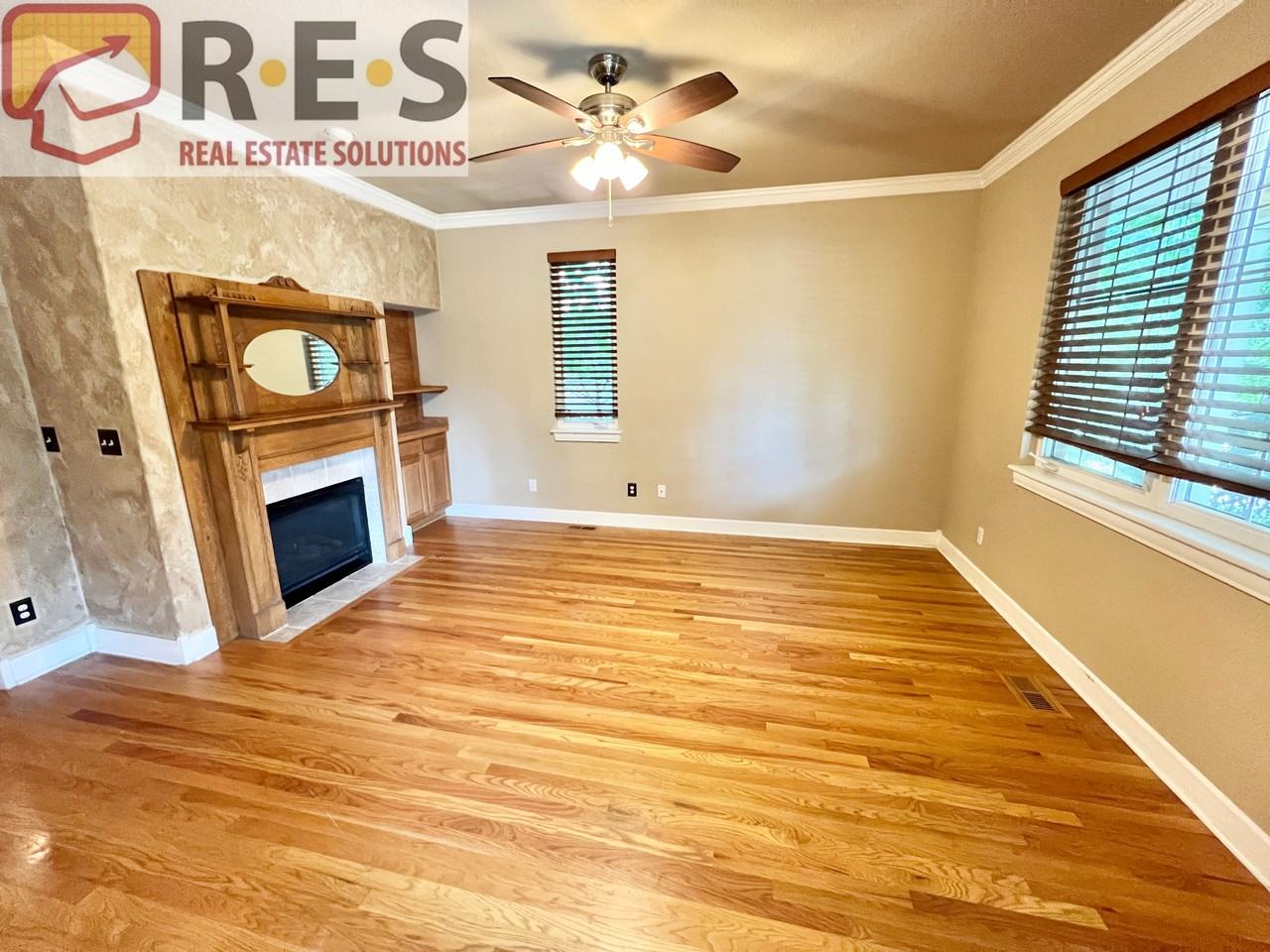 2695 S University Blvd - Photo 3 of 16