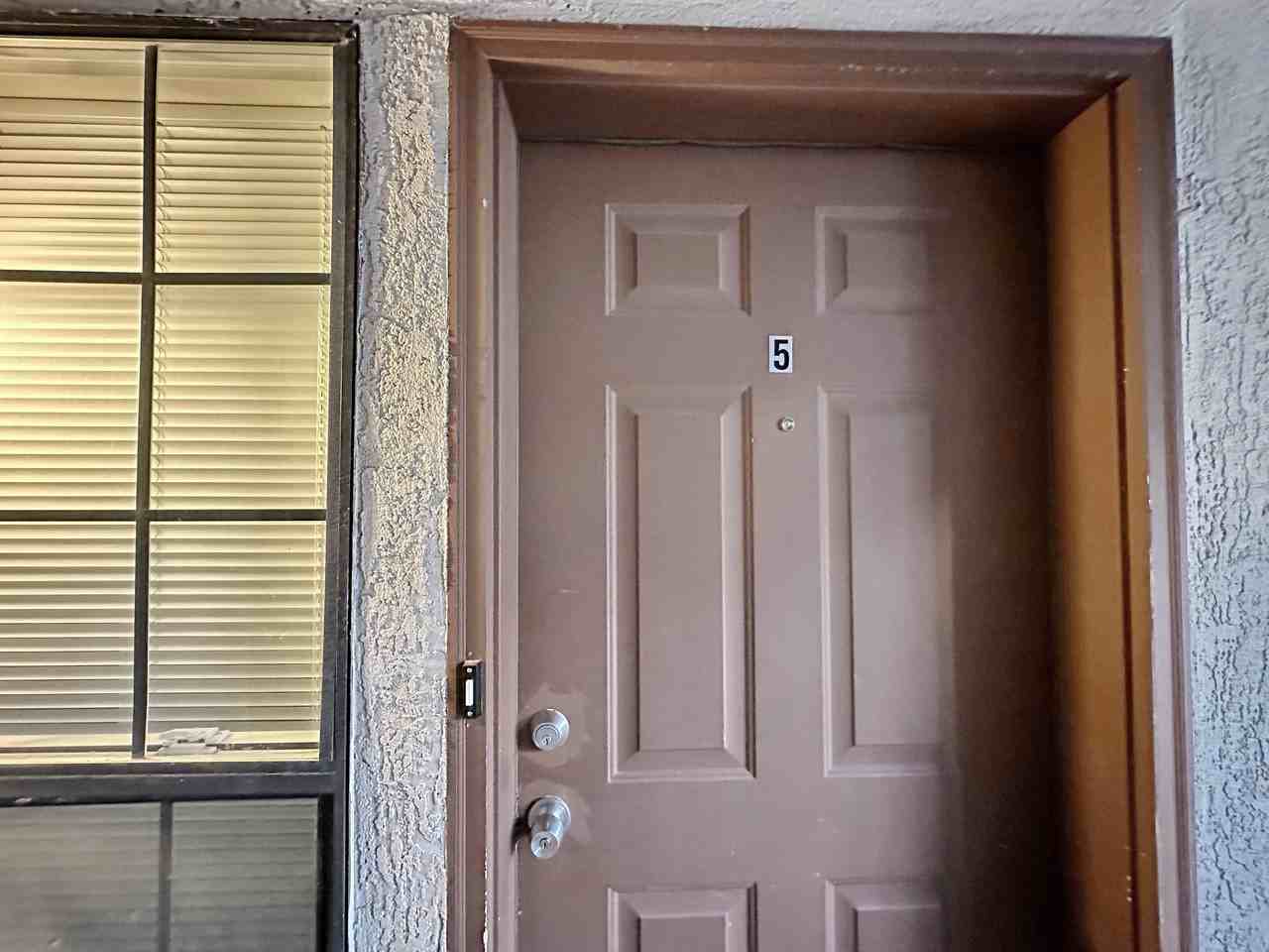 1021 Coal Ave Sw - Photo 4 of 33