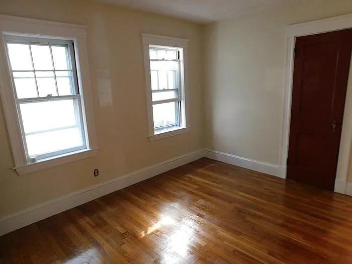 85 Wendell St - Photo 2 of 9