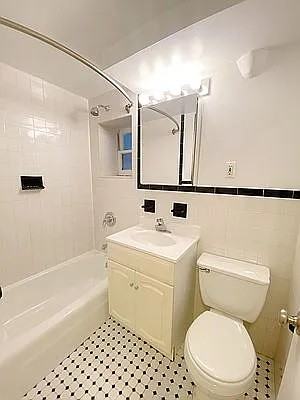 535 3rd Ave #5 - Photo 7 of 7