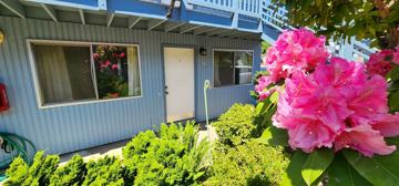 featured image of 624 W Cedar St #11