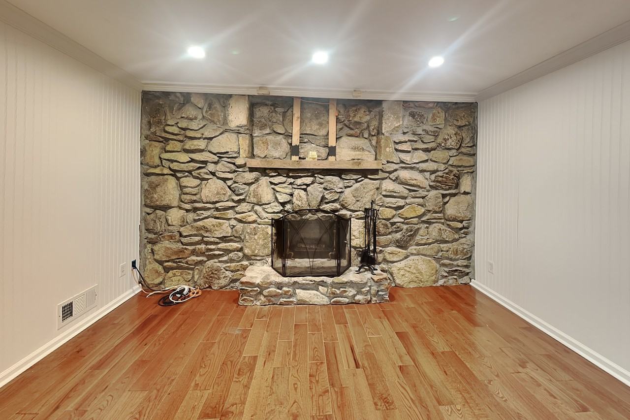 4623 Huntridge Dr Ne - Photo 3 of 26