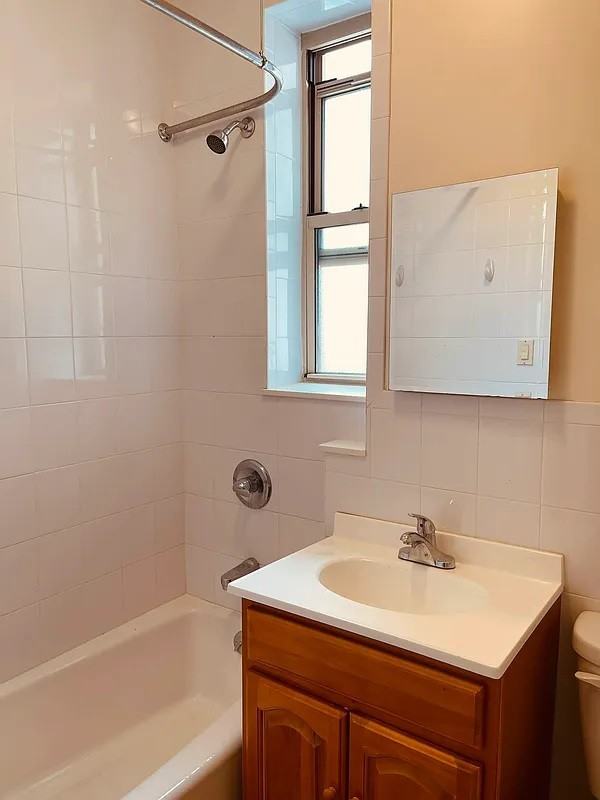 329 93rd St #B3 - Photo 4 of 4