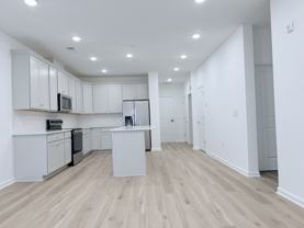 421 Washington St #1103 - Photo 1 of 1