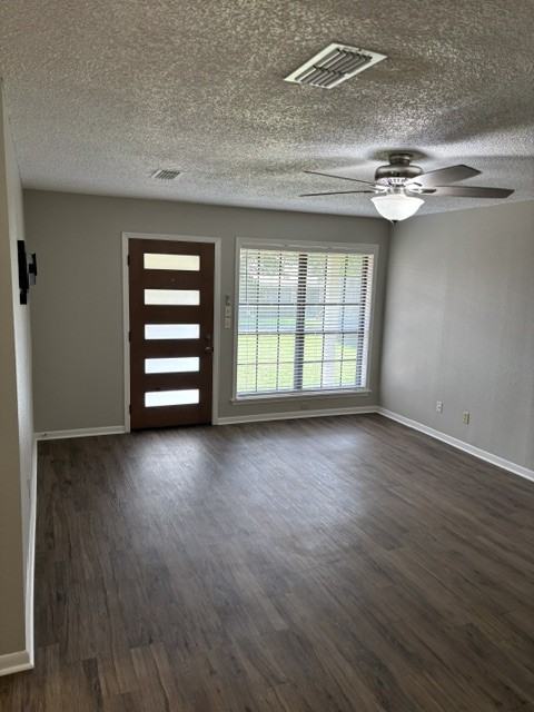 1903 S Austin St #A - Photo 7 of 26