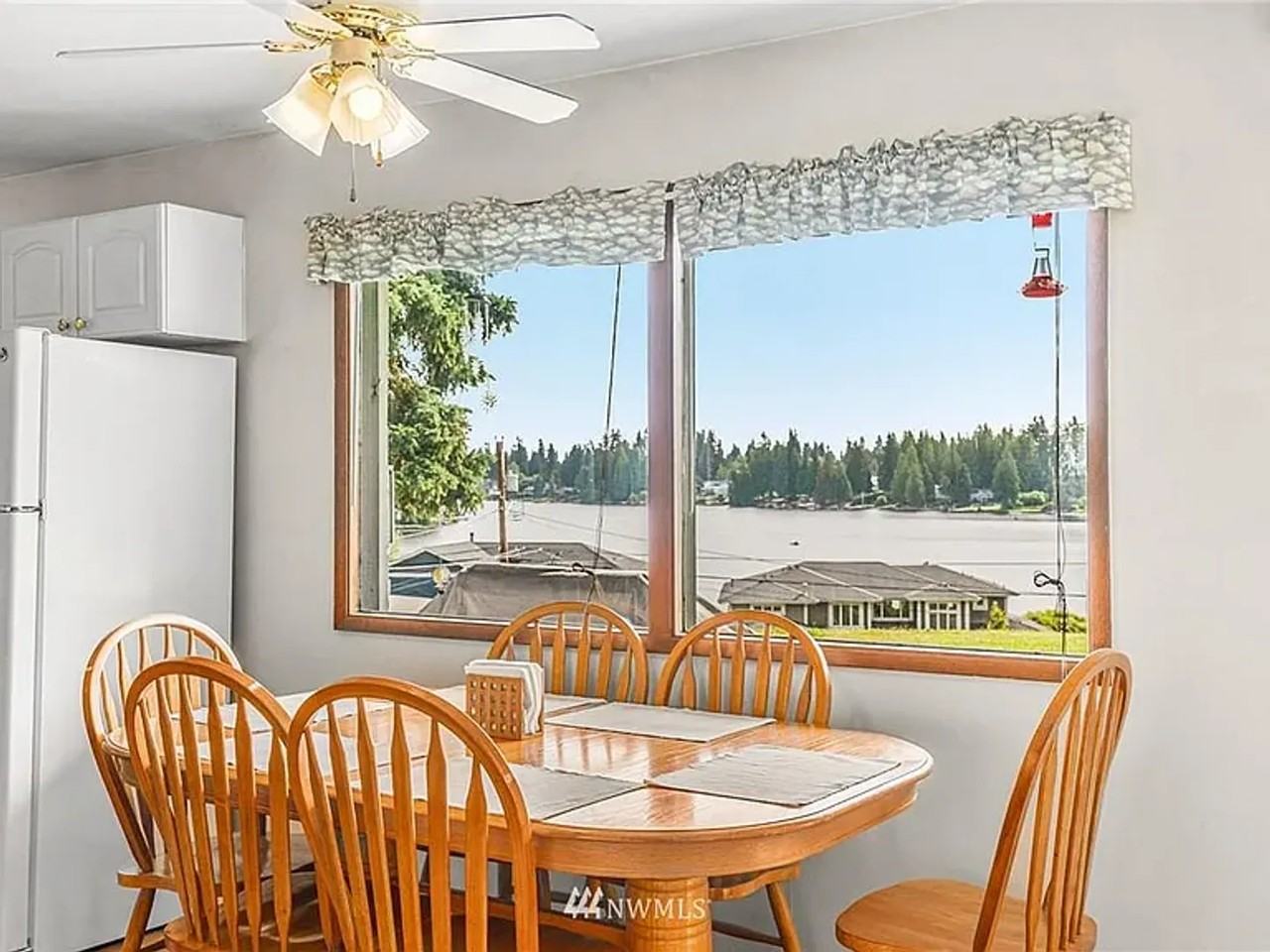 16210 Larch Way - Photo 7 of 15