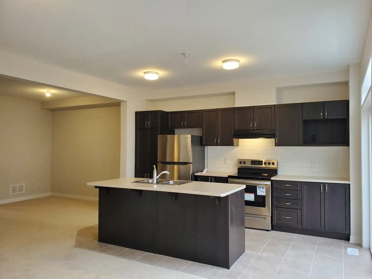 541 Catleaf Row - Photo 5 of 8