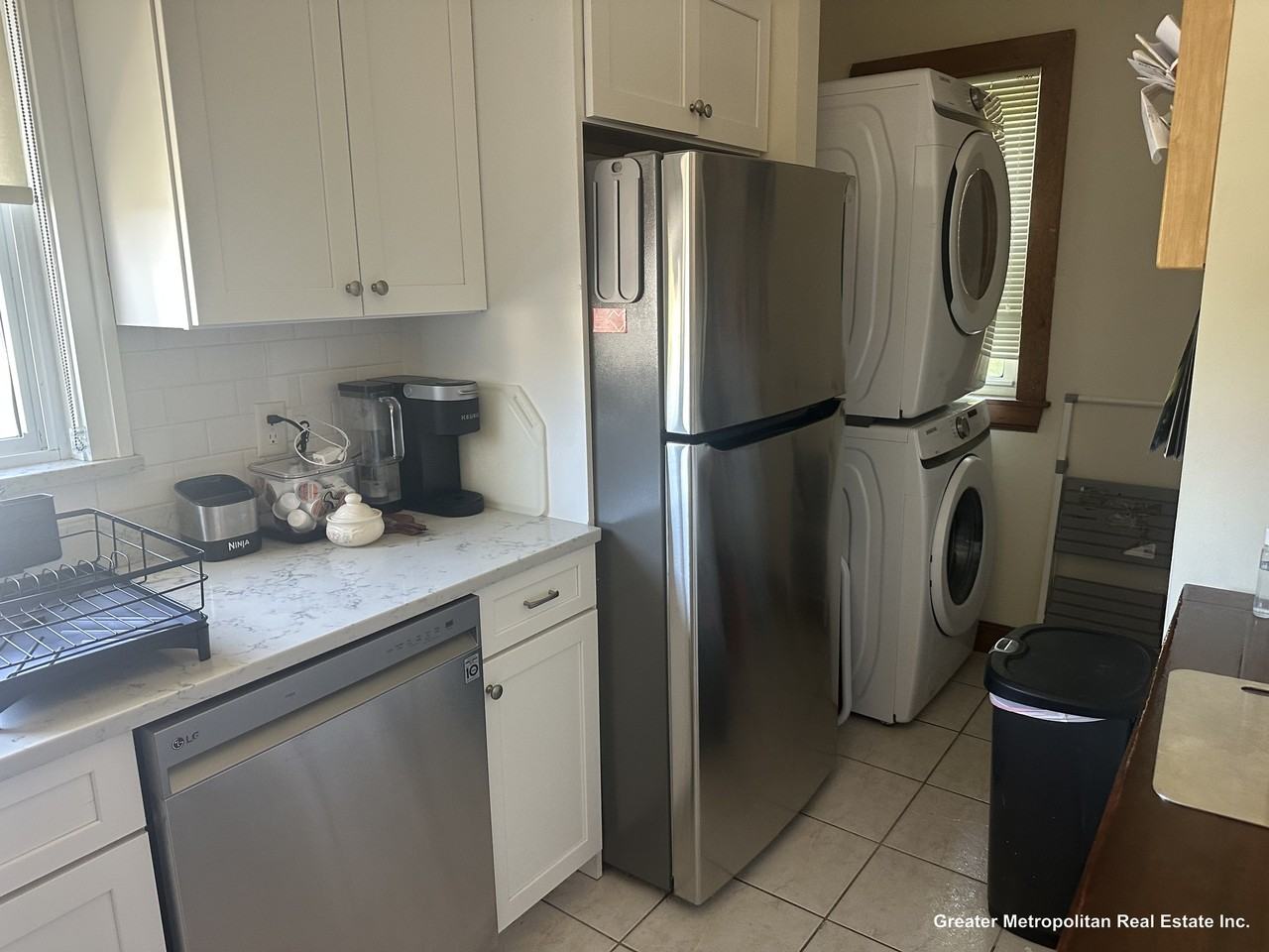 Capen St - Photo 2 of 11