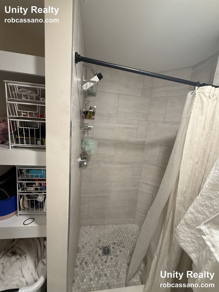 Middlesex Ave #3 - Photo 6 of 10