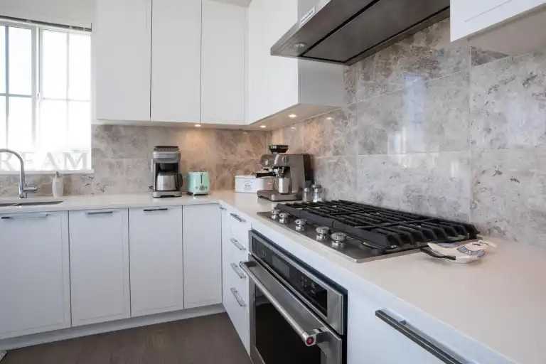 5535 Admiral Way #308 - Photo 4 of 20