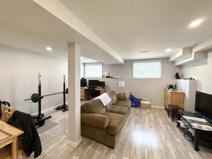 446 Mccallum St #2 - Photo 3 of 12