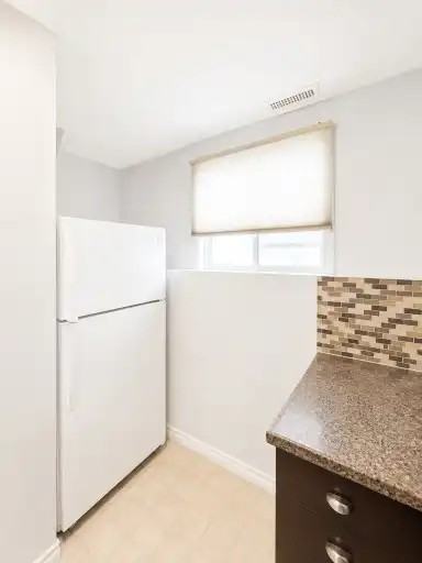 446 Mccallum St #2 - Photo 6 of 12