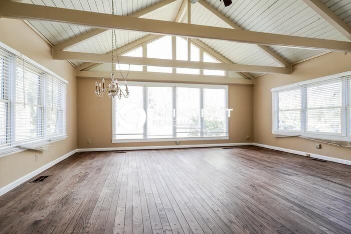 1831 Nicole Ln - Photo 4 of 18