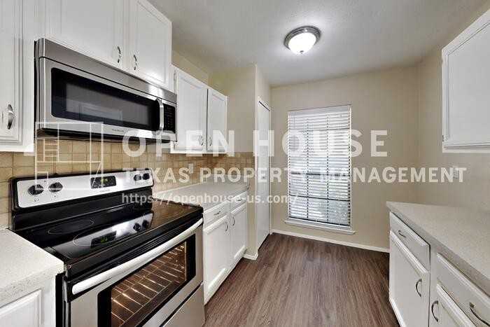 1641 Cumberland Trl - Photo 5 of 20