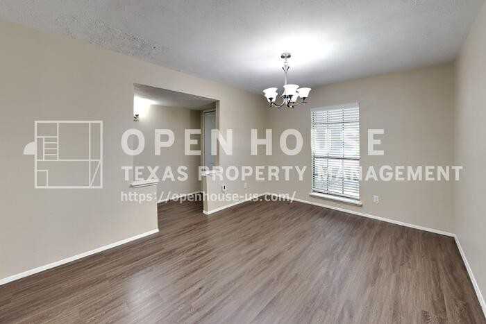 1641 Cumberland Trl - Photo 6 of 20