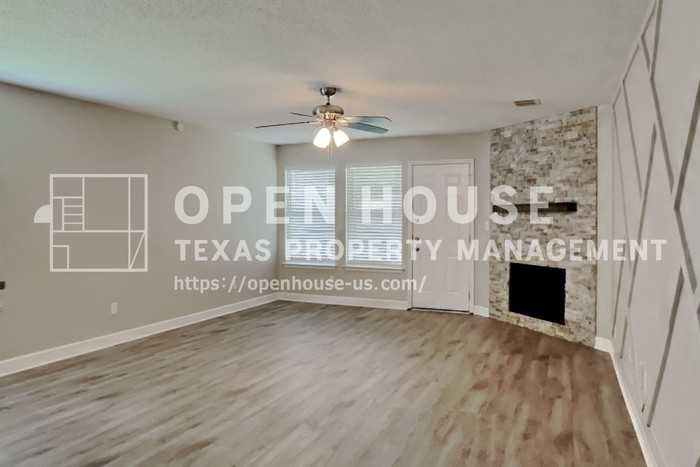 1022 Halifax Ln - Photo 6 of 20