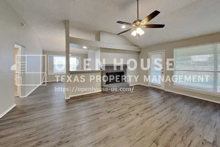 5507 Misty Crest Dr - Photo 4 of 20
