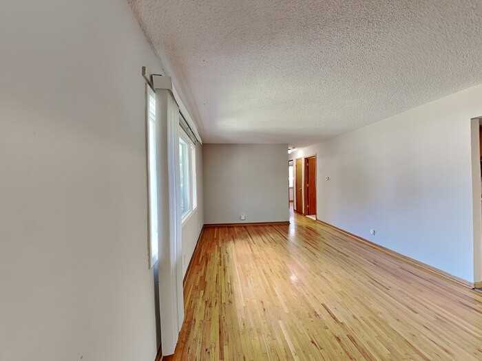 1218 Skillman Ave E - Photo 2 of 35